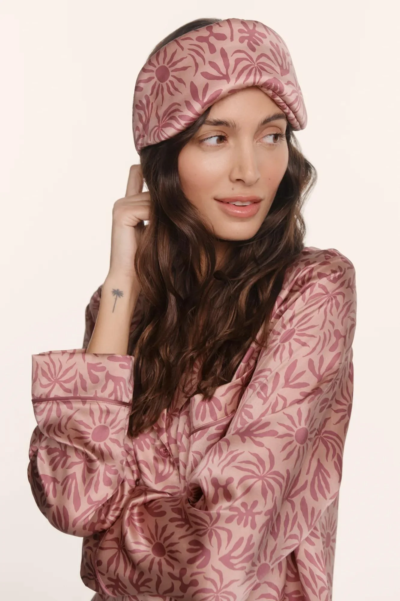 Eberjey x ILIA - Inez Washable Silk Printed Long PJ Set Bundle - Image 4