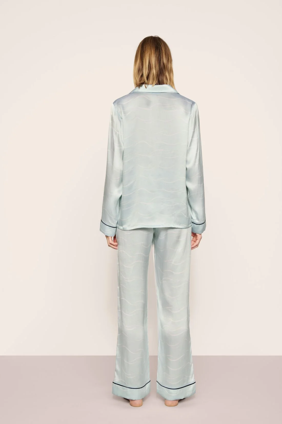 Eberjey x The Ritz-Carlton Yacht Collection - Inez Washable Silk Printed Long PJ Set - Image 4