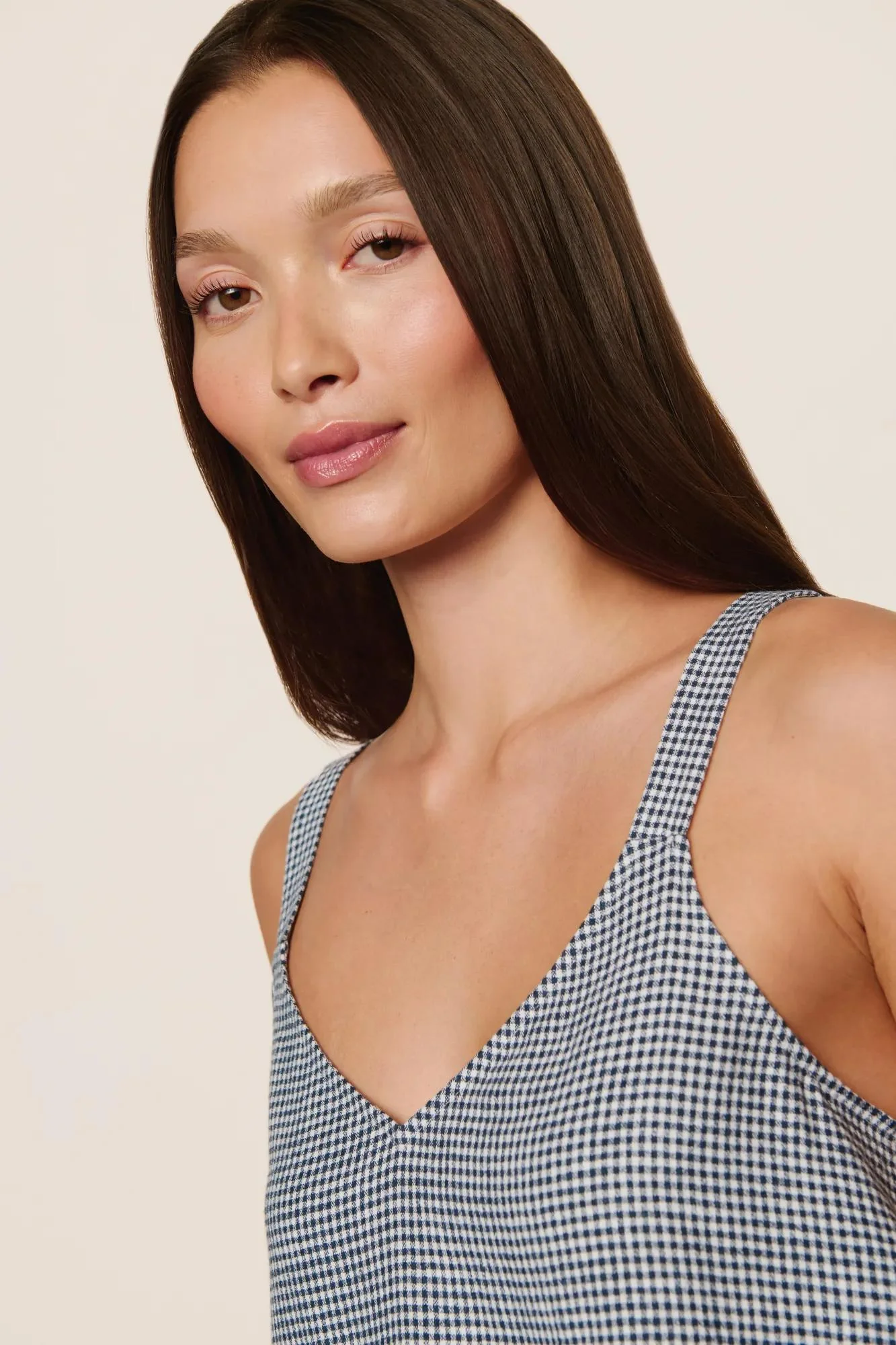 Linen Blend V Neck Cami - Image 3