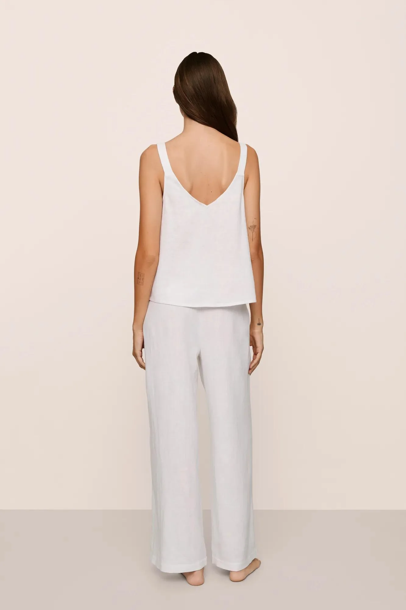 Linen Blend V Neck Cami - Image 4