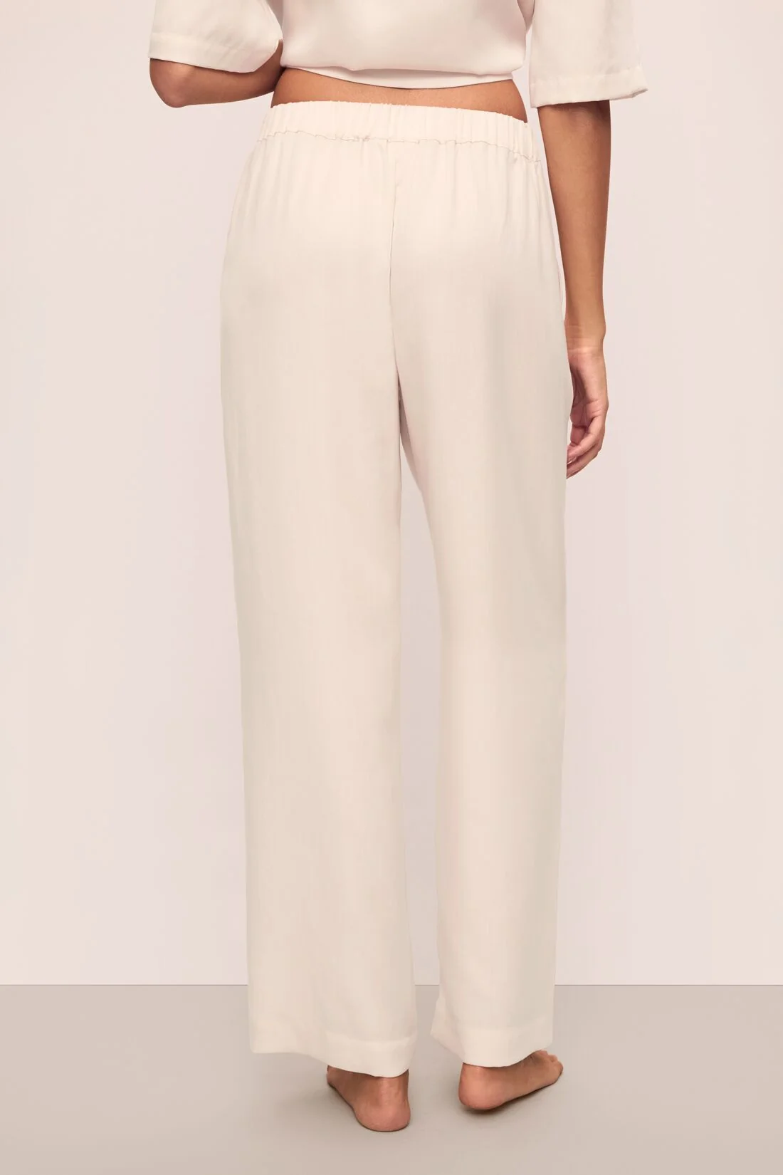 Tencel Woven Relaxed Trouser - Image 4