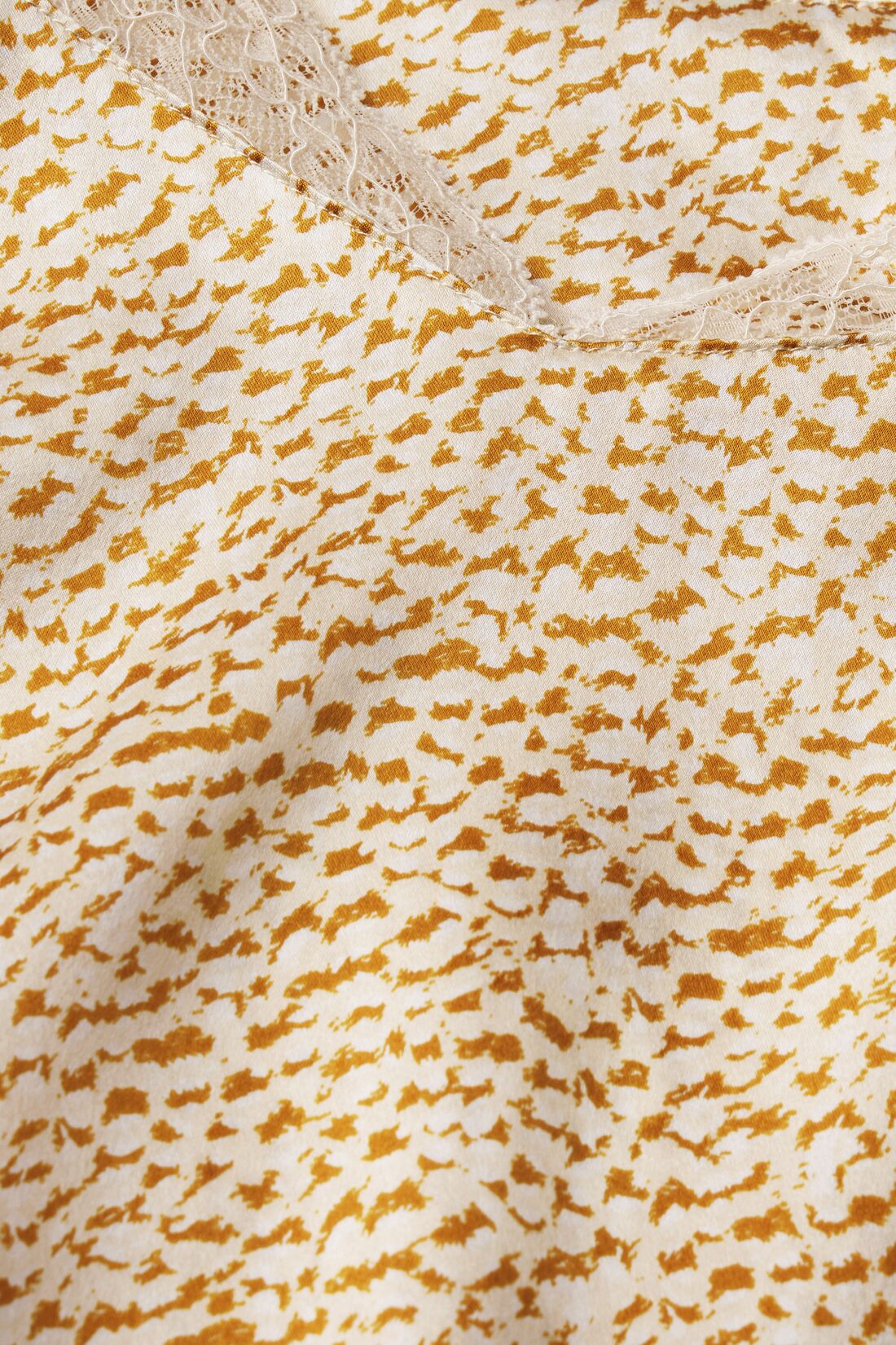 Washable Silk Printed Lace Cami & Short Set - Image 5