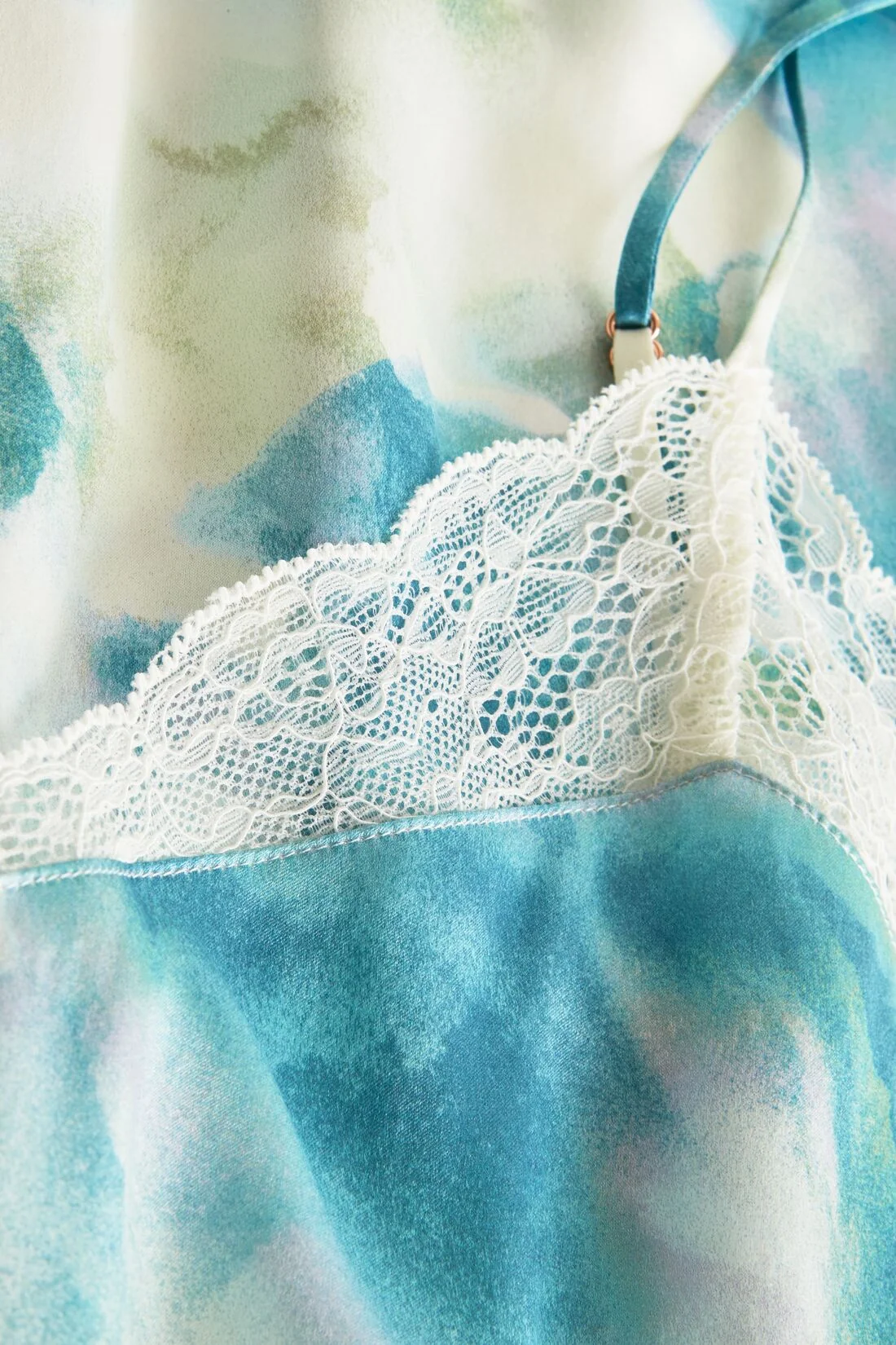 Washable Silk Printed Lace Cami & Short Set - Image 5